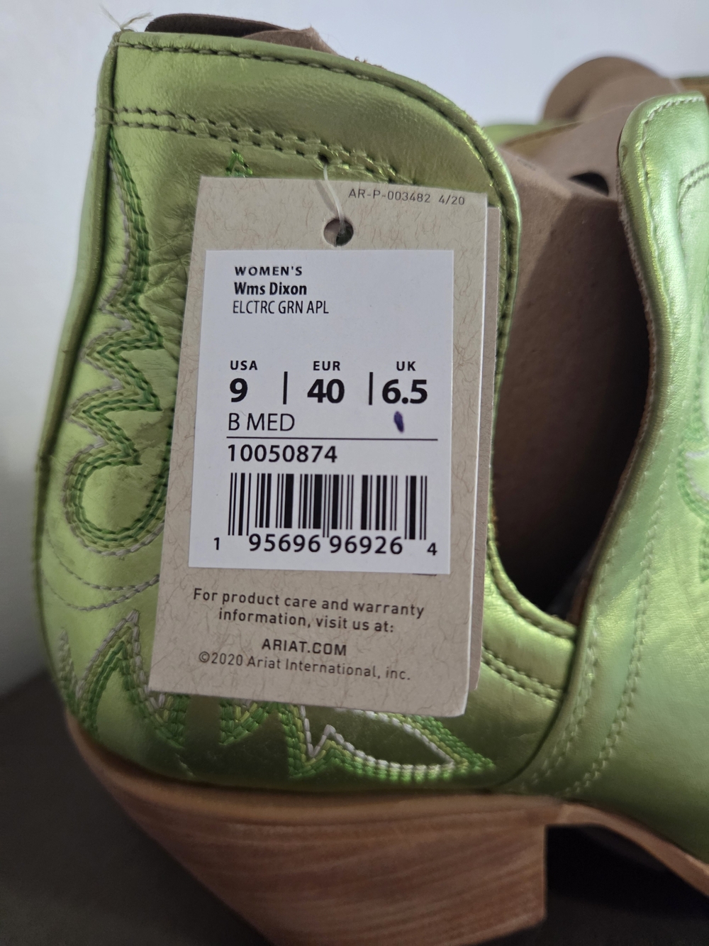 NWT Ariat Dixon Boots, Electric Green Apple, Womens Size 9 - Picture 3 of 9